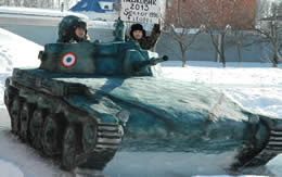 雪で作った AMX ELC サムネイル